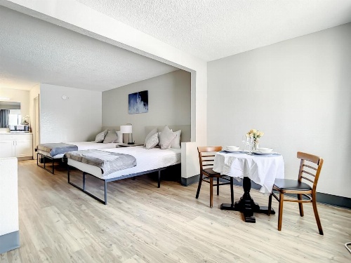 Stayable Suites Kissimmee West image 17