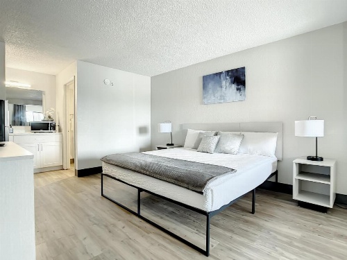 Stayable Suites Kissimmee West image 20